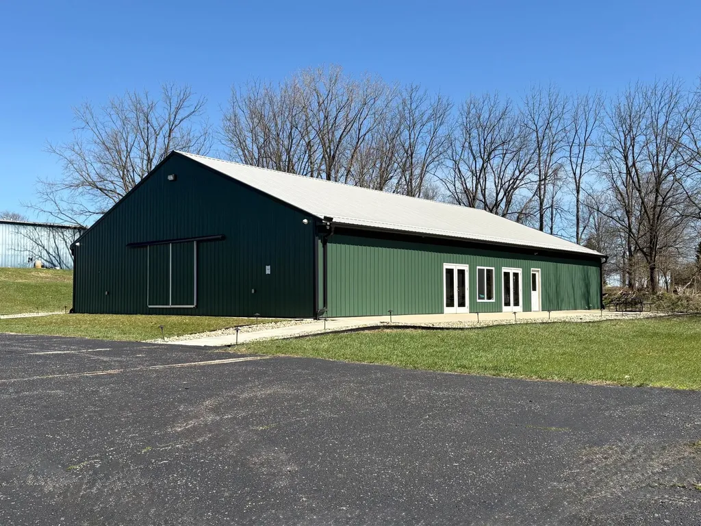 988 E State Street Cassopolis Village MI 49031