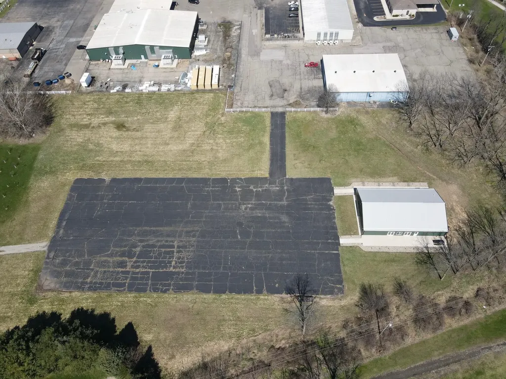 988 E State Street Cassopolis Village MI 49031