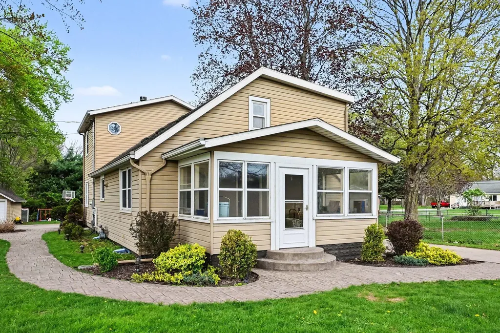 1917 E Main Street Niles Township MI 49120