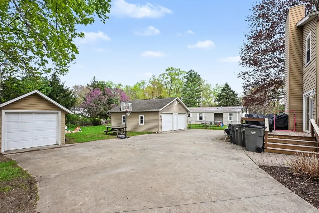 1917 E Main Street Niles Township MI 49120