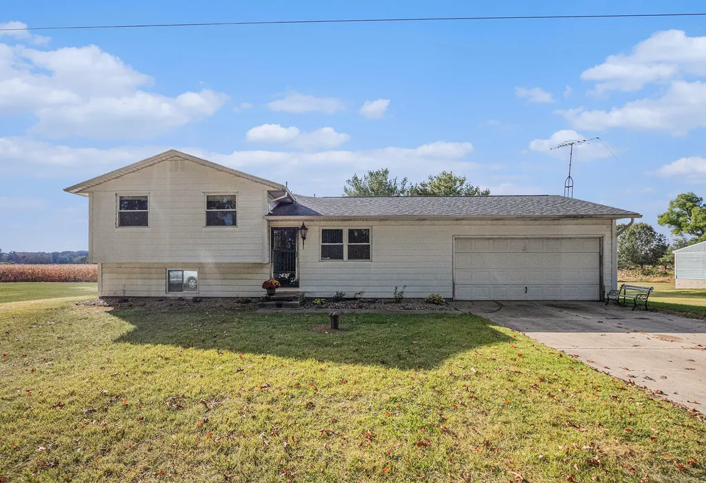 4935 Curran Road Bertrand Township MI 49107