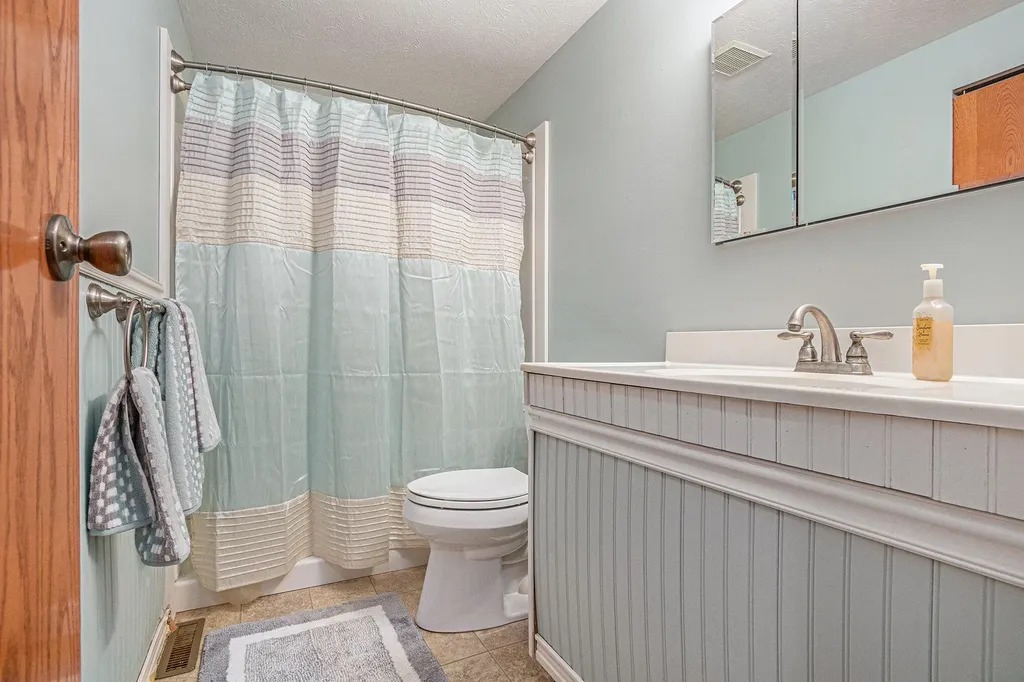 4935 Curran Road Bertrand Township MI 49107