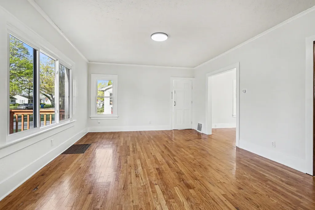 1227 Reycraft Drive Kalamazoo City MI 49001