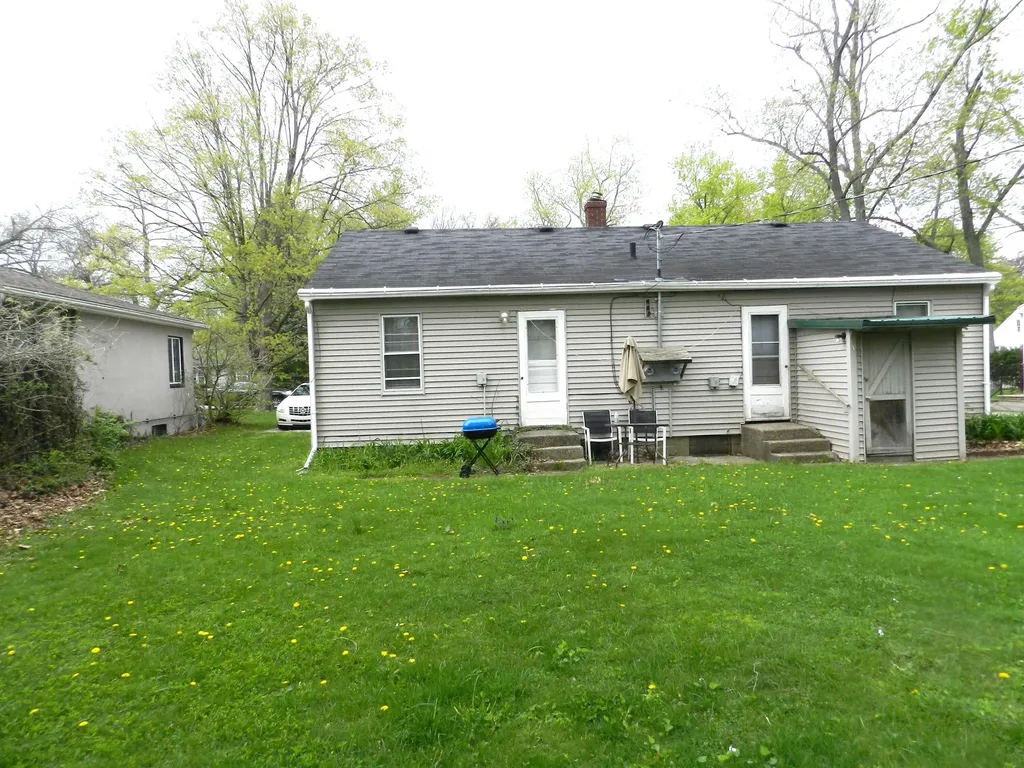 518 & 528 Chippewa Road St. Joseph Charter Township MI 49022