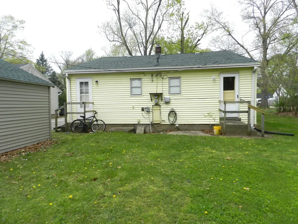 518 & 528 Chippewa Road St. Joseph Charter Township MI 49022