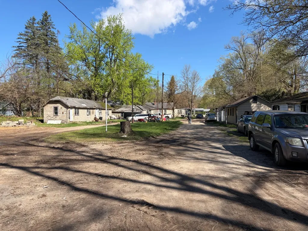 2394 Yankee Street Howard Township MI 49120