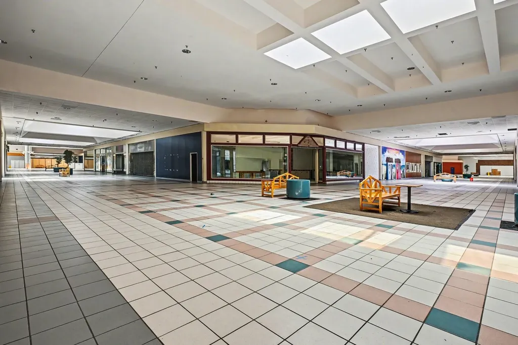 1800 Pipestone Road Benton Charter Township MI 49022