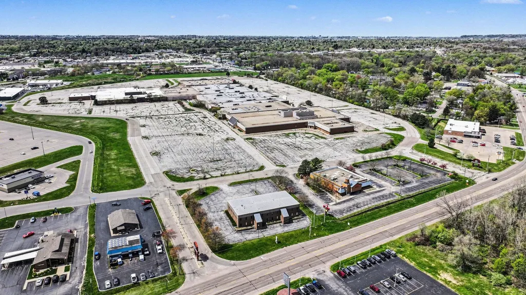 1800 Pipestone Road Benton Charter Township MI 49022