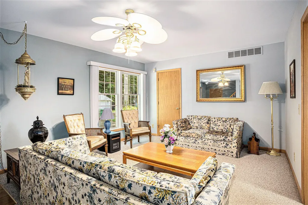 15891 Lakeview Drive Buchanan Township MI 49107