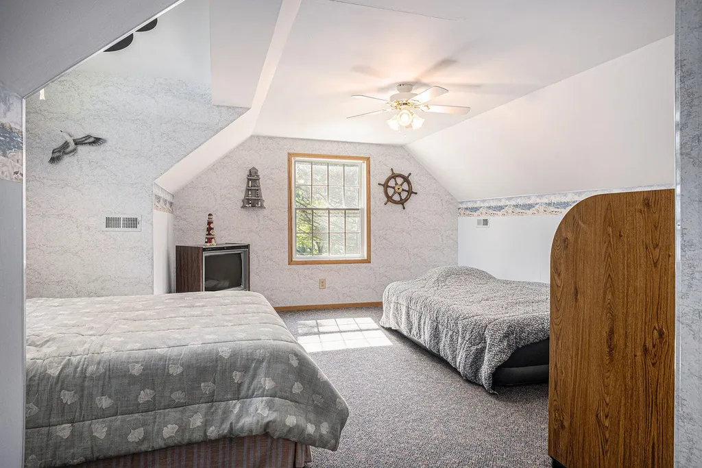 15891 Lakeview Drive Buchanan Township MI 49107