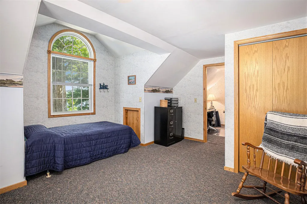 15891 Lakeview Drive Buchanan Township MI 49107