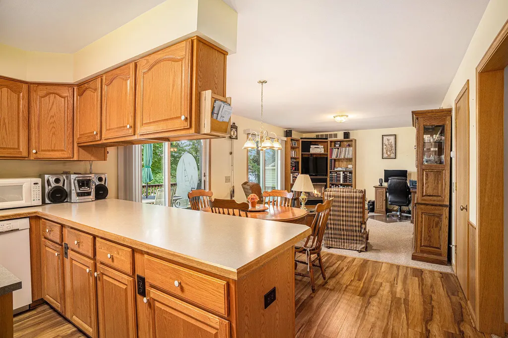 15891 Lakeview Drive Buchanan Township MI 49107