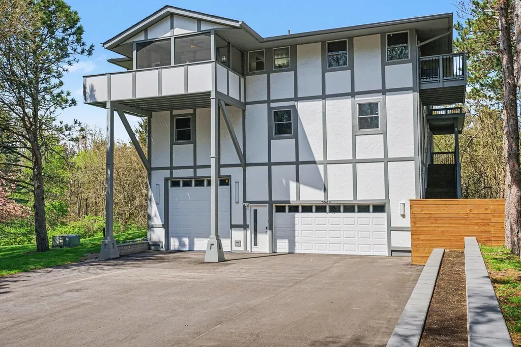 2949 Pagoda Path Lincoln Charter Township MI 49127