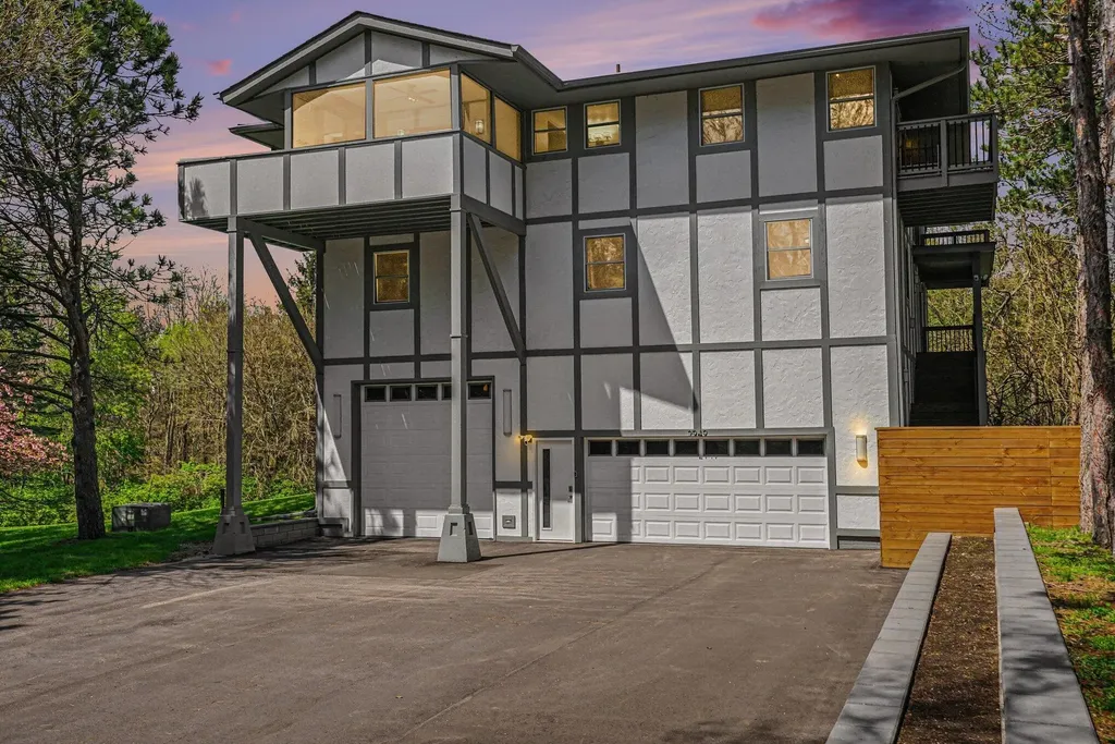 2949 Pagoda Path Lincoln Charter Township MI 49127