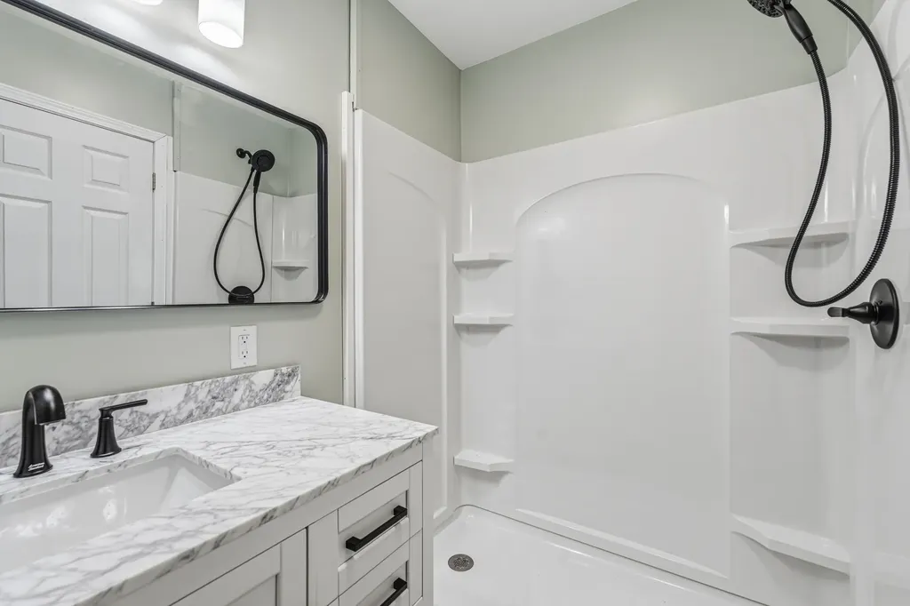 22977 Grandeur Avenue Mattawan Village MI 49071