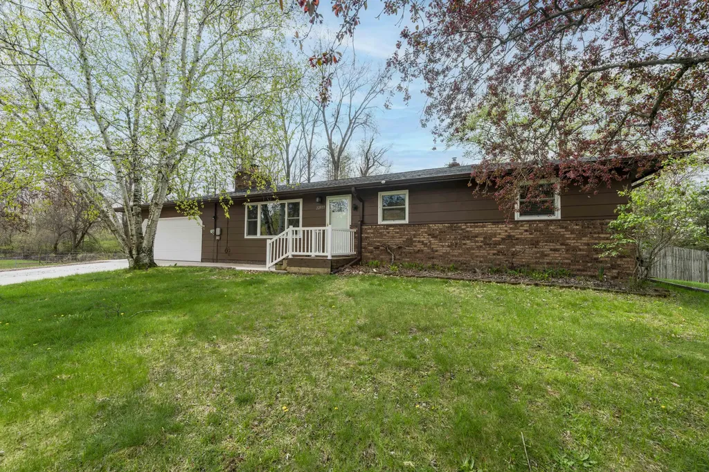 22977 Grandeur Avenue Mattawan Village MI 49071
