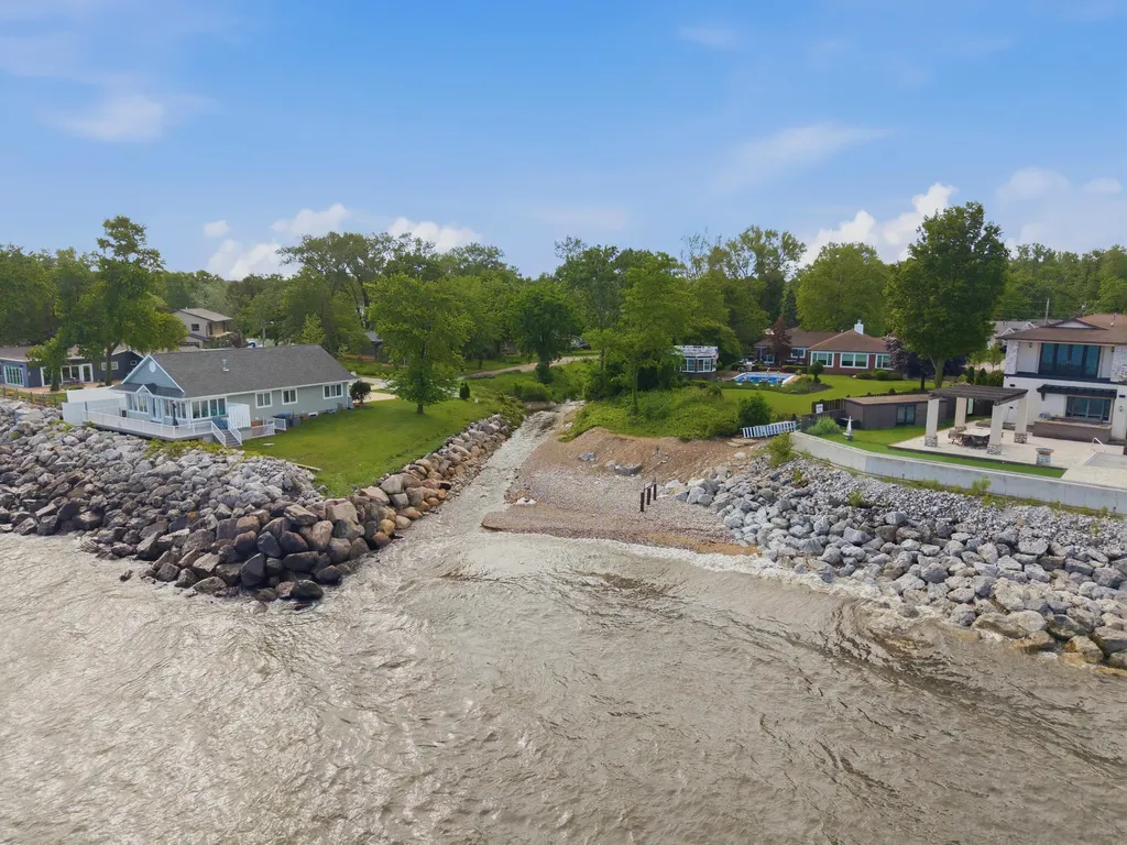 200 Marx Drive New Buffalo City MI 49117
