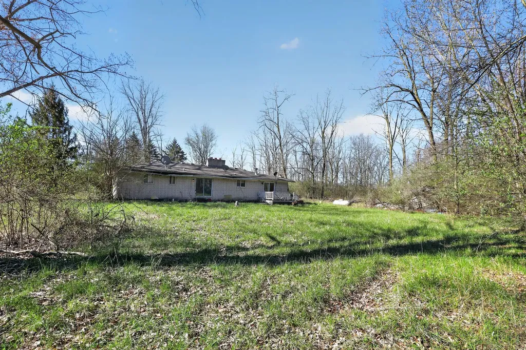 6718 Colf Road Exeter Township MI 48117