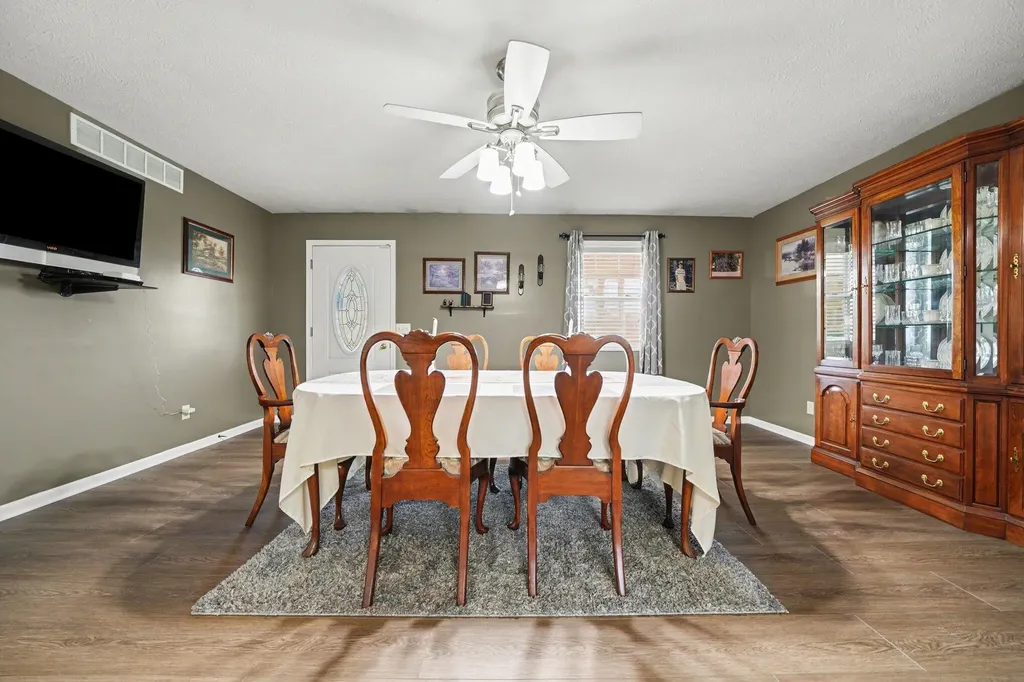23803 Evan Street Jefferson Township MI 49031