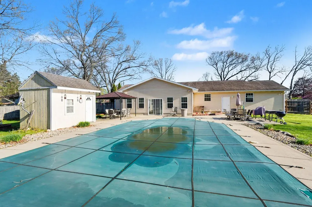 23803 Evan Street Jefferson Township MI 49031