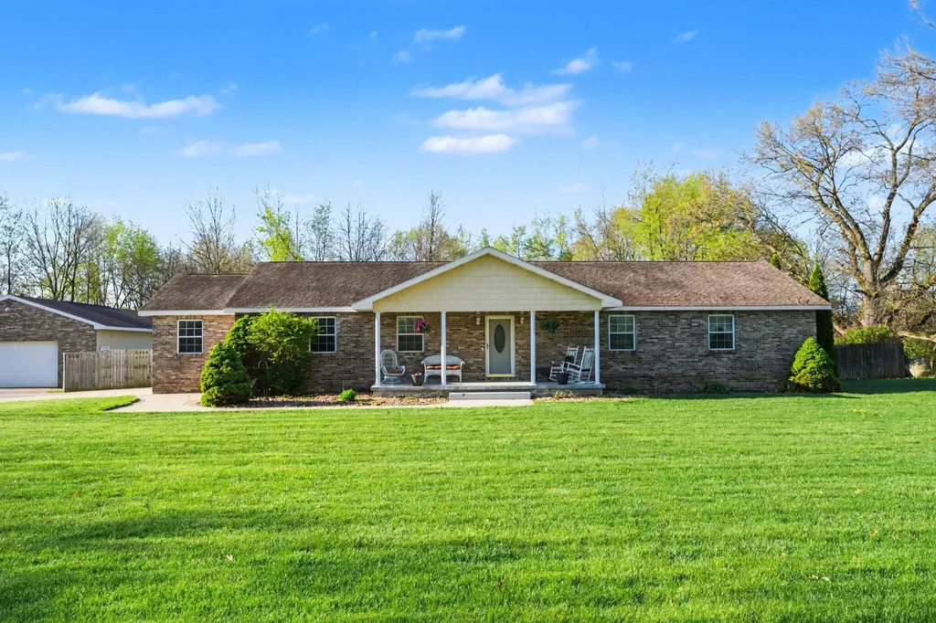 23803 Evan Street Jefferson Township MI 49031