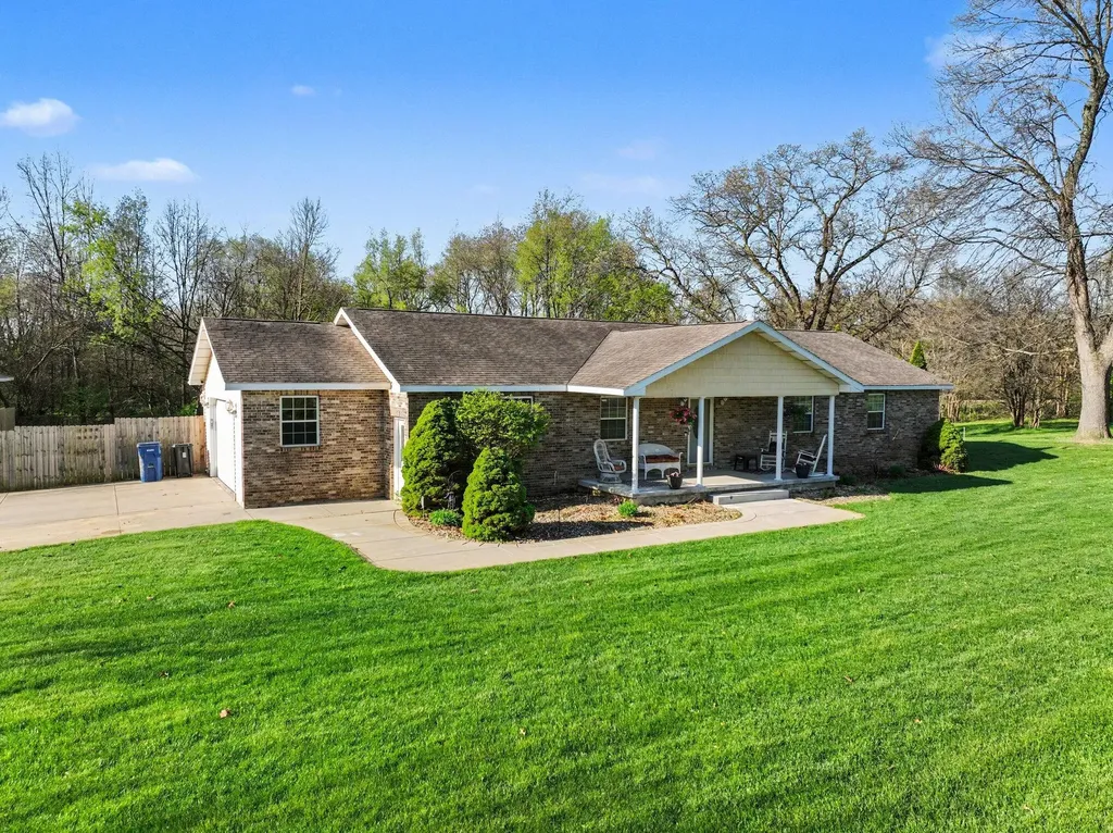 23803 Evan Street Jefferson Township MI 49031