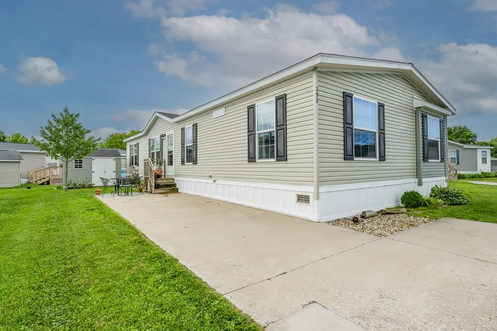 11159 Red Arrow Highway Lake Charter Township MI 49106