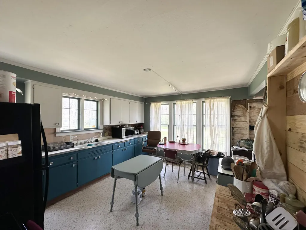 56896 Sunnyside Avenue Lagrange Township MI 49031