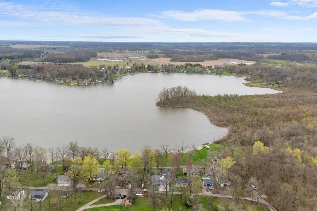9874 Highland Drive Camden Township MI 49255