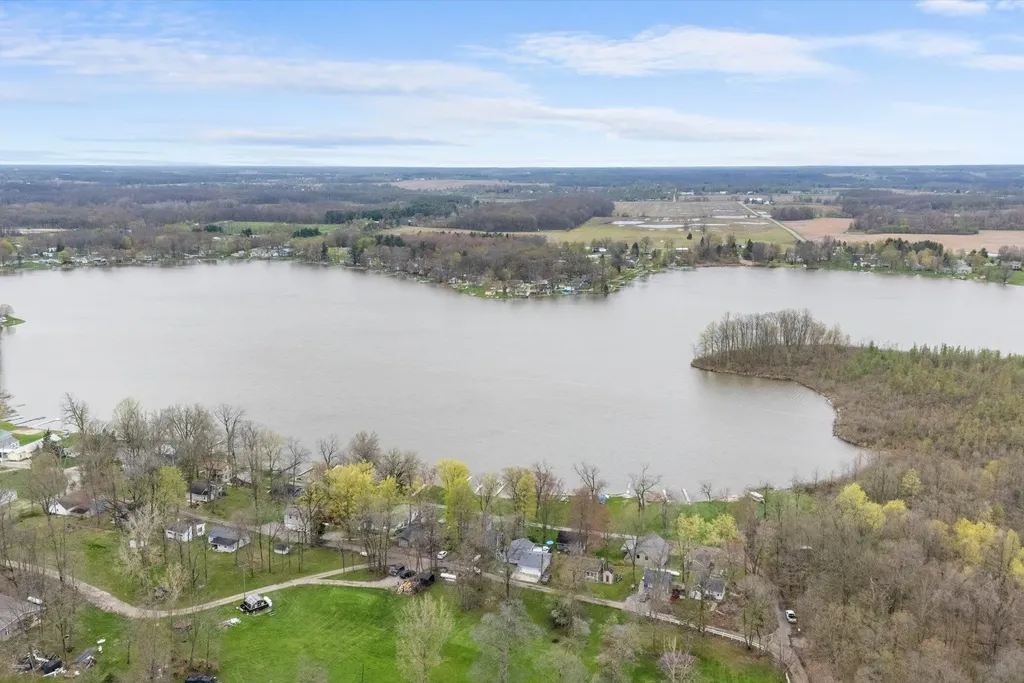 9874 Highland Drive Camden Township MI 49255