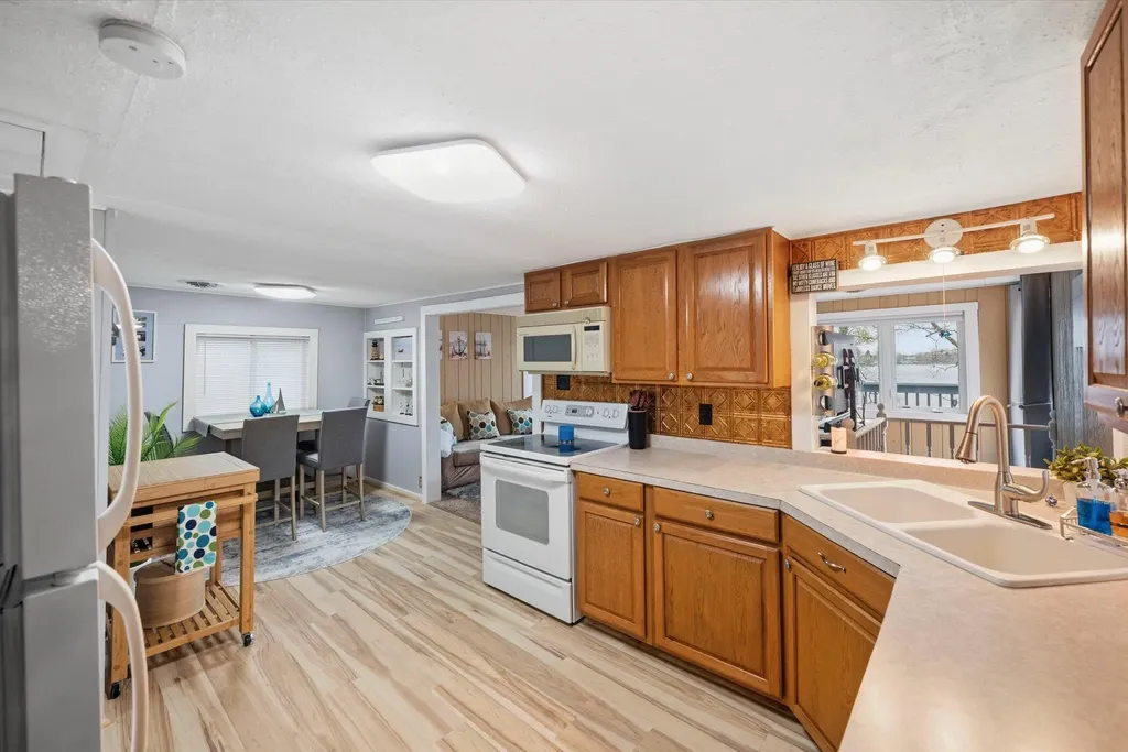9874 Highland Drive Camden Township MI 49255