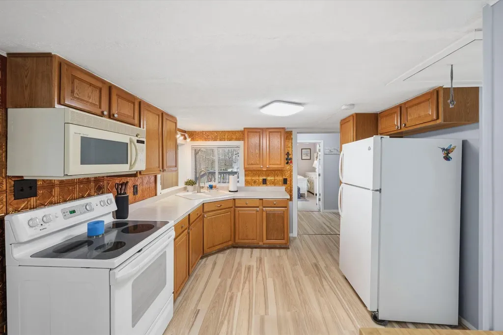 9874 Highland Drive Camden Township MI 49255