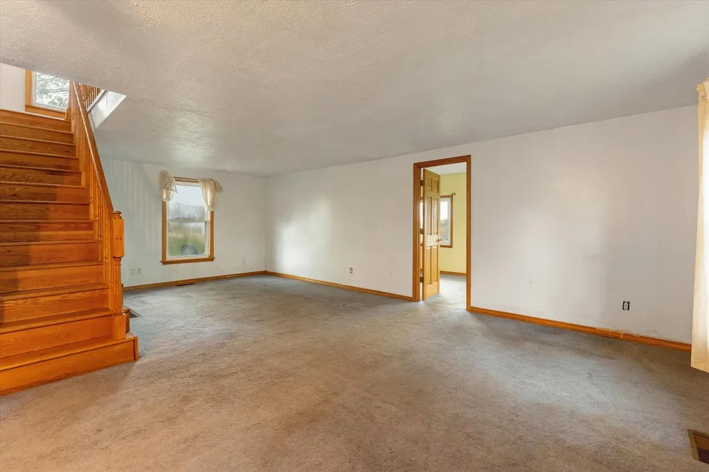 23476 Jefferson Center Street Jefferson Township MI 49031