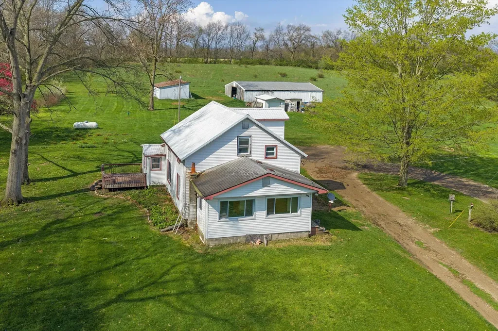 23476 Jefferson Center Street Jefferson Township MI 49031