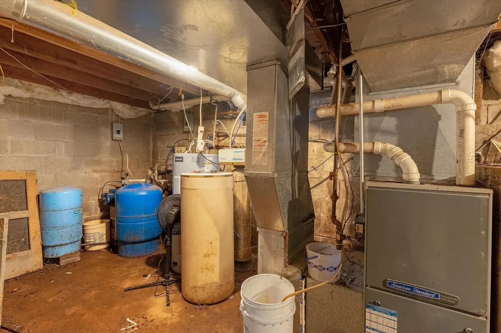 23476 Jefferson Center Street Jefferson Township MI 49031