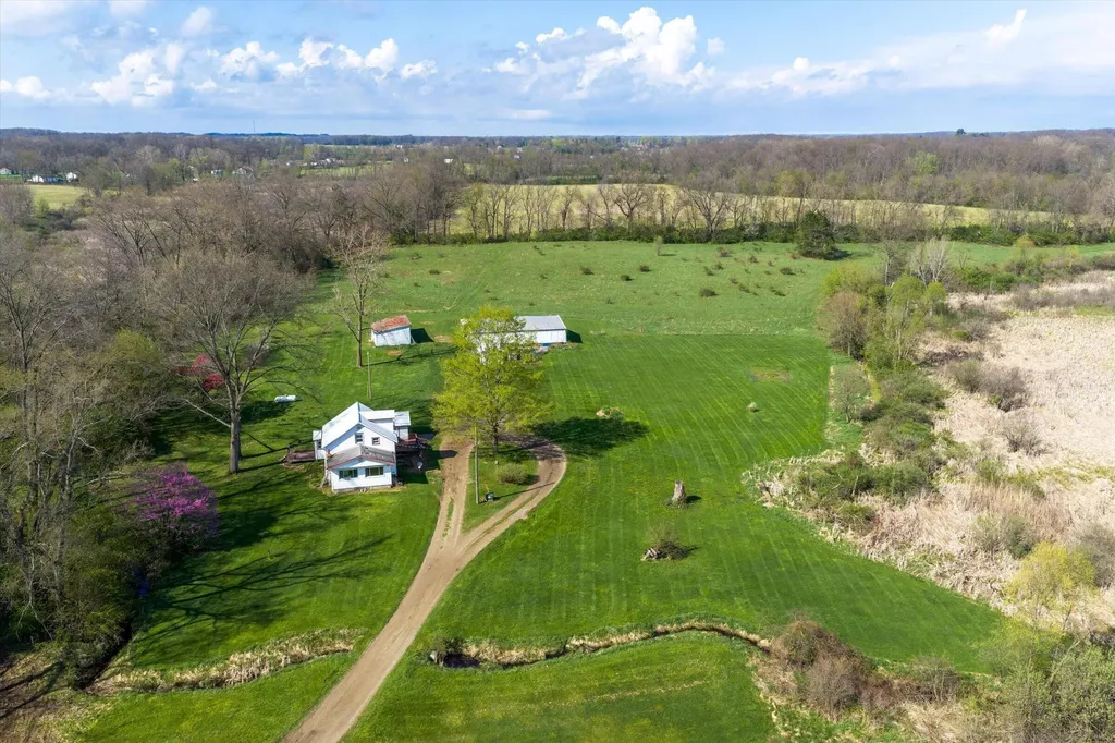 23476 Jefferson Center Street Jefferson Township MI 49031