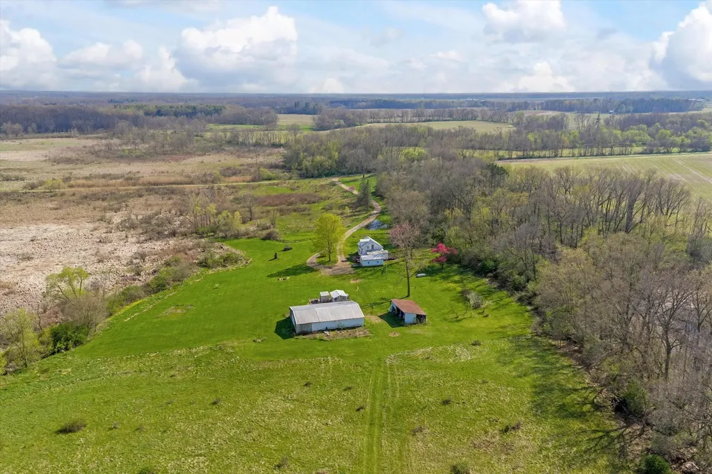 23476 Jefferson Center Street Jefferson Township MI 49031