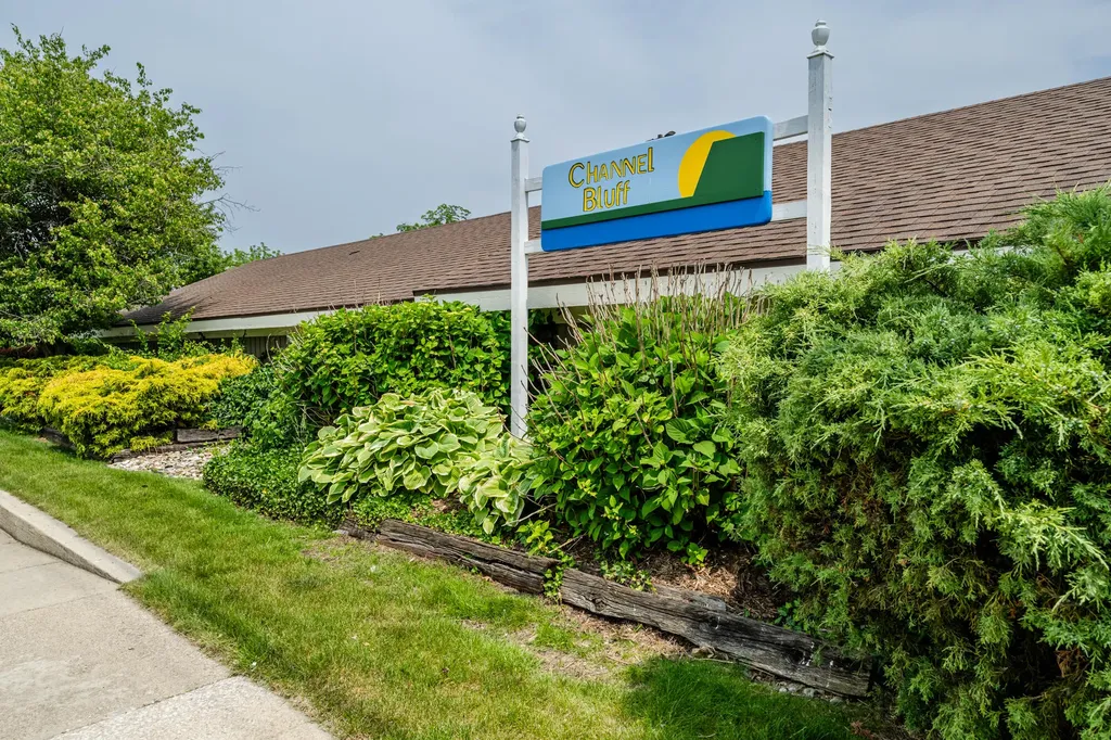 197 Wayne Street St. Joseph City MI 49085
