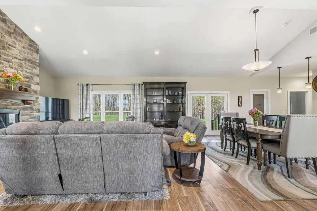 10353 Jill Lane Oronoko Charter Township MI 49103