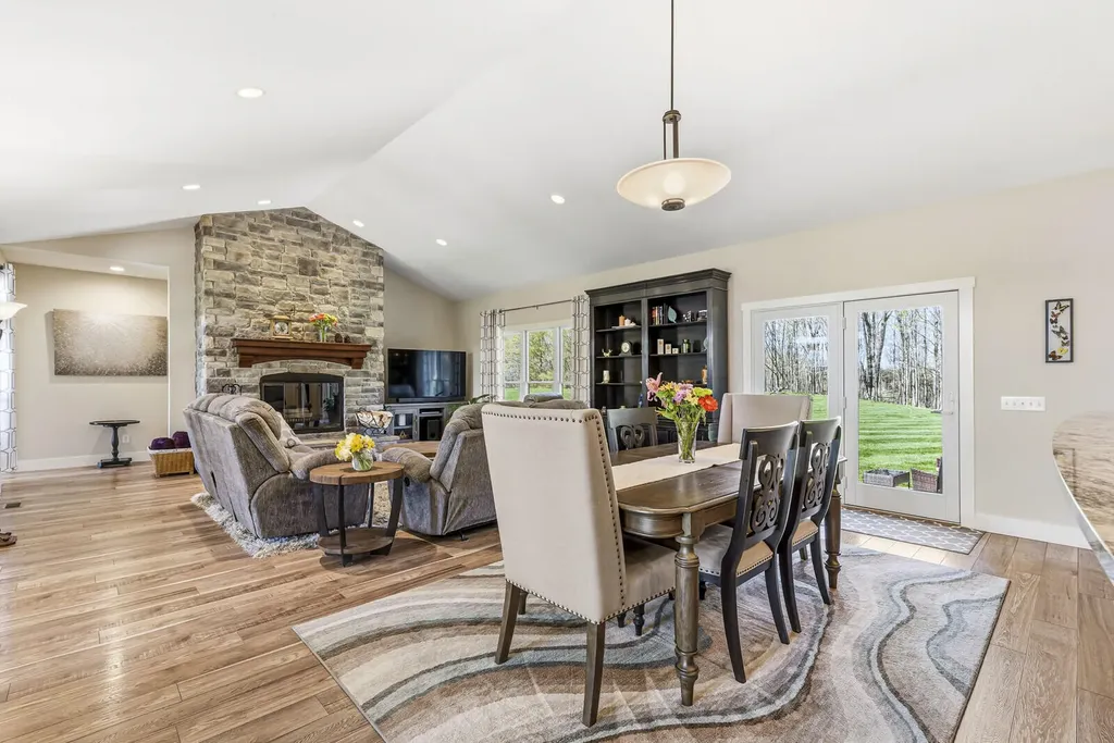 10353 Jill Lane Oronoko Charter Township MI 49103