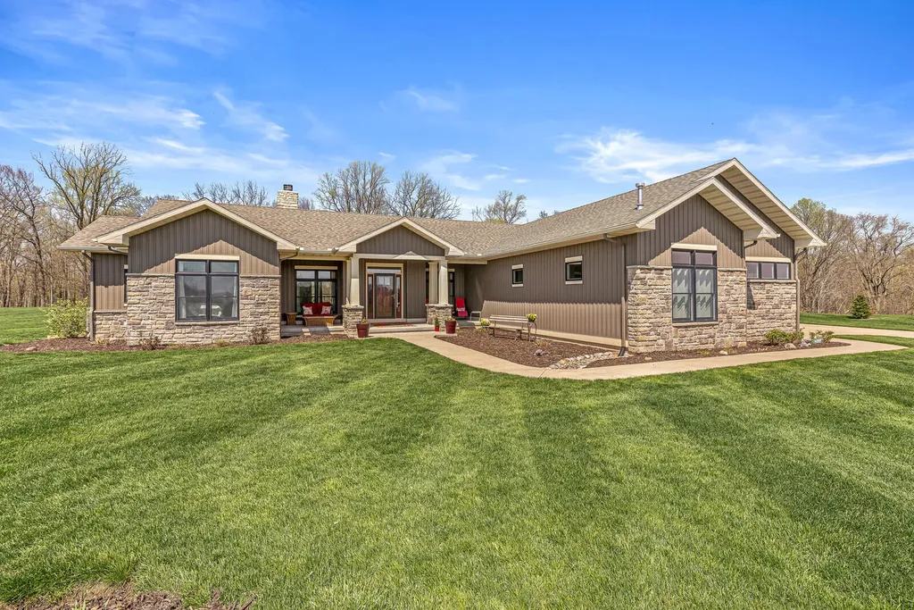 10353 Jill Lane Oronoko Charter Township MI 49103