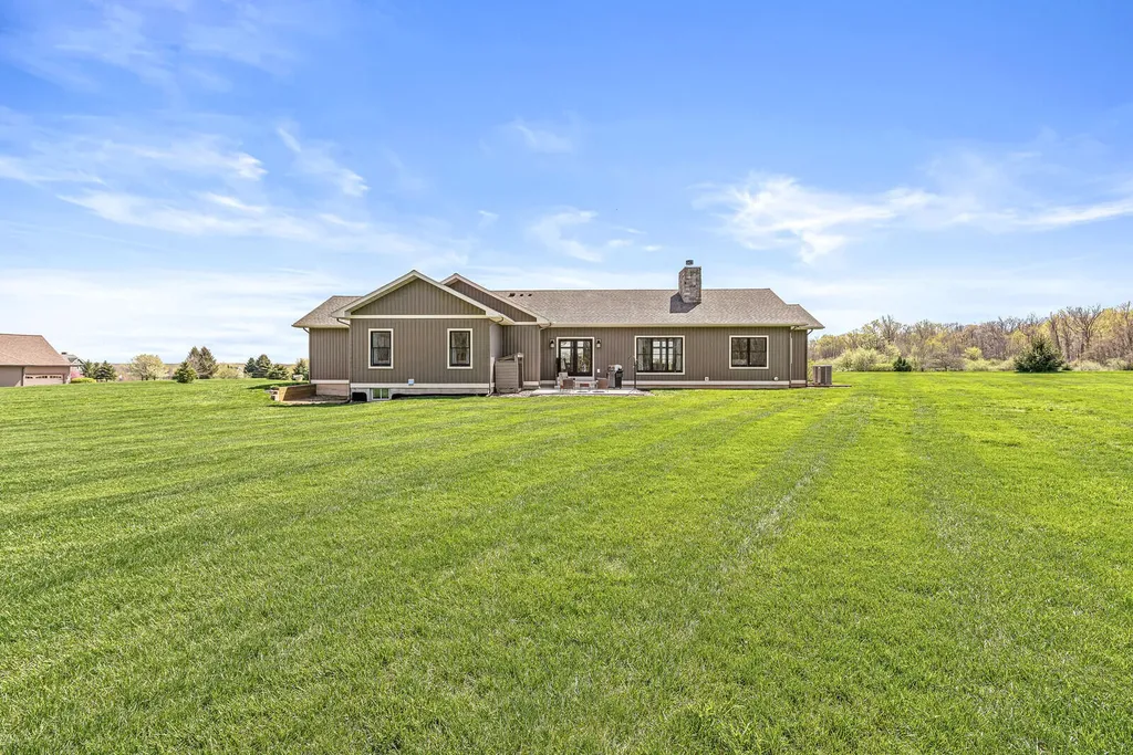 10353 Jill Lane Oronoko Charter Township MI 49103