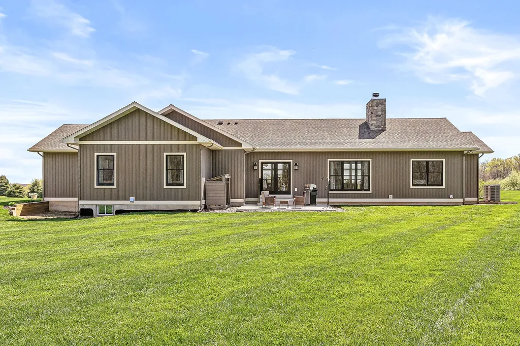10353 Jill Lane Oronoko Charter Township MI 49103