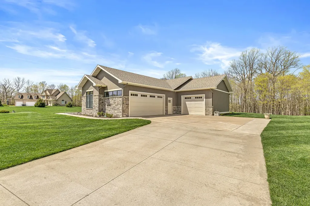 10353 Jill Lane Oronoko Charter Township MI 49103