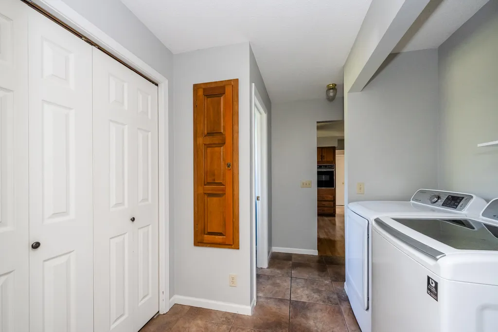 1375 Catherine Circle Lincoln Charter Township MI 49085