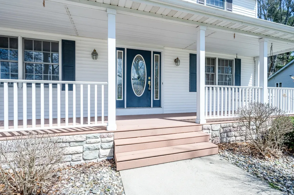 1375 Catherine Circle Lincoln Charter Township MI 49085