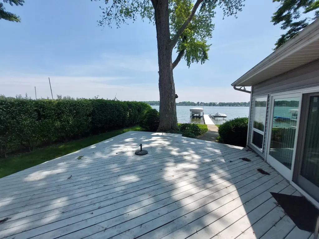 23675 N Shore Drive Ontwa Township MI 49112