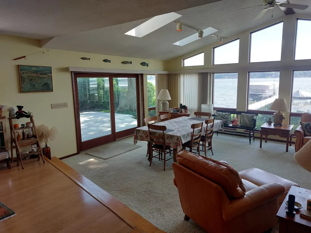 23675 N Shore Drive Ontwa Township MI 49112