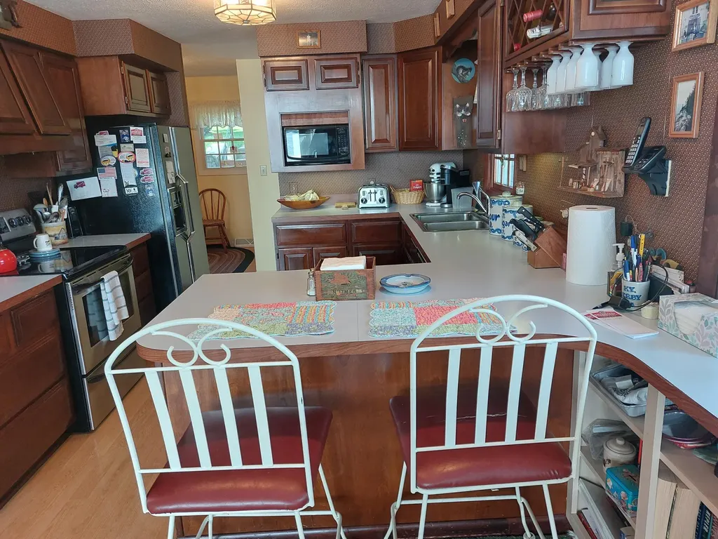 23675 N Shore Drive Ontwa Township MI 49112