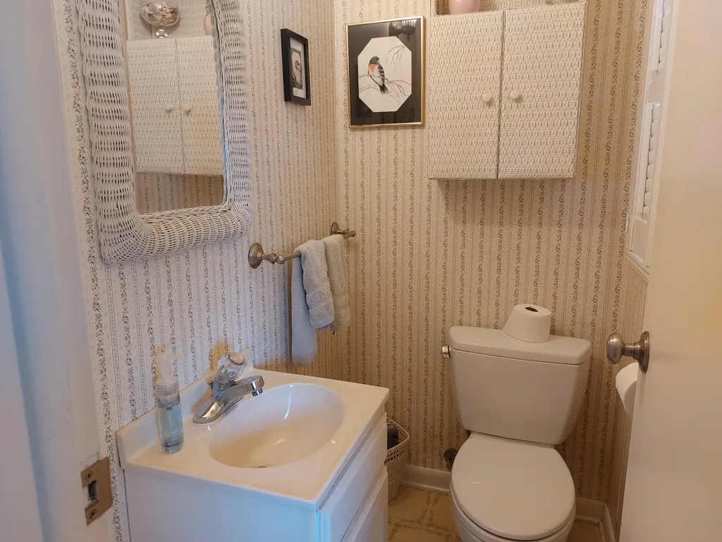 23675 N Shore Drive Ontwa Township MI 49112